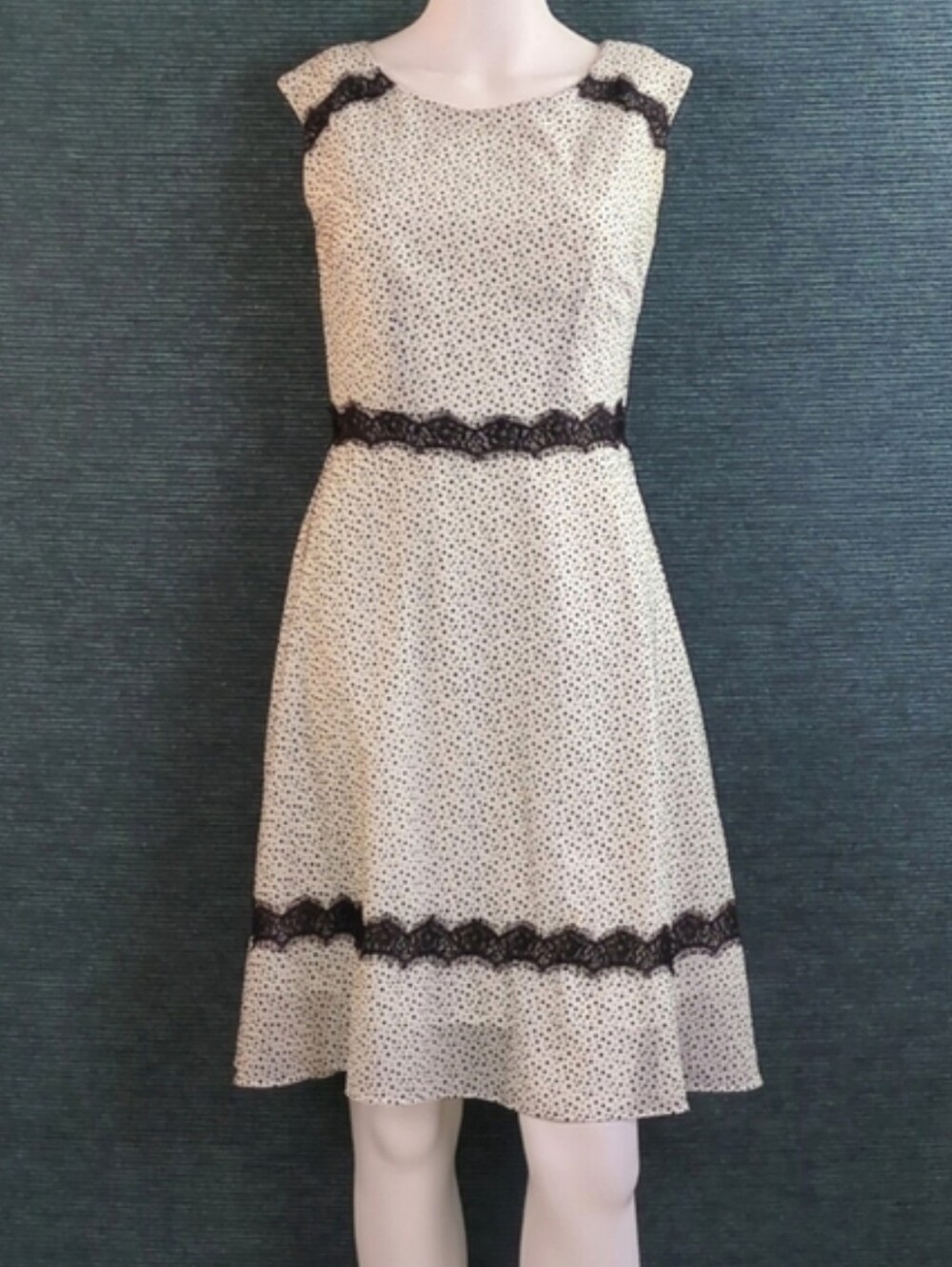 Betsey Johnson Black And White Flocked Dress With Eyelash Lace Trim - Picture 2 of 13